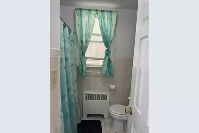 2042 Colonial Avenue, Bronx, NY 10461 - Photo 10