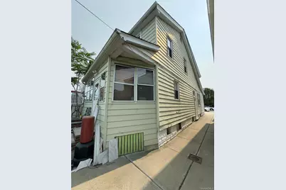 2042 Colonial Avenue, Bronx, NY 10461 - Photo 2