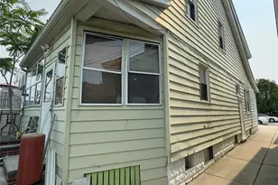 2042 Colonial Ave, Bronx, NY 10461 - Photo 2
