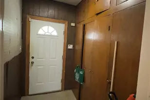 2042 Colonial Ave, Bronx, NY 10461 - Photo 14