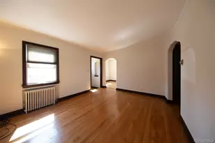 159 Harrison Ave, Franklin Square, NY 11010 - Photo 4