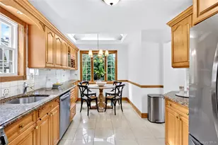 81 Chatham Pl, West Hempstead, NY 11552 - Photo 10