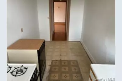 160-15 Powells Cove Boulevard #E301, Whitestone, NY 11357 - Photo 12