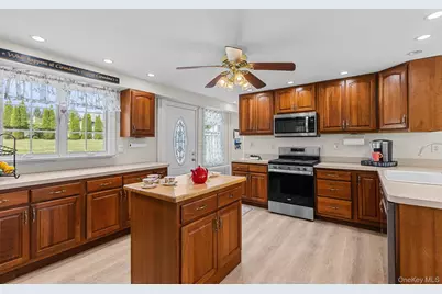 39 Main Street, Poughquag, NY 12570 - Photo 4