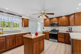 39 Main St, Poughquag, NY 12570 - Photo 4
