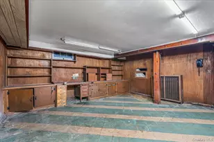 80-59 208th St, Hollis, NY 11427 - Photo 20