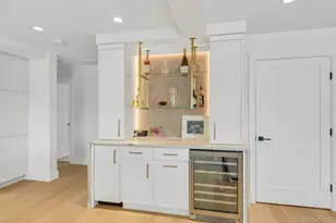 29 Tiana Cir, Hampton Bays, NY 11946 - Photo 8