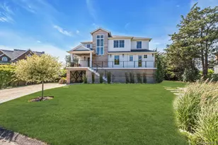 29 Tiana Cir, Hampton Bays, NY 11946 - Photo 2