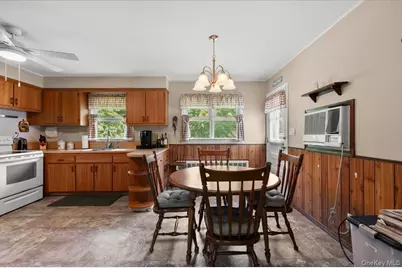 101 Lake Avenue, Saint James, NY 11780 - Photo 12