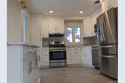 25116 Gaskell Road, Little Neck, NY 11362 - Photo 12