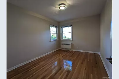 25116 Gaskell Road, Little Neck, NY 11362 - Photo 16
