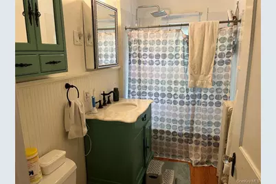 25 Willow Avenue, Huntington, NY 11743 - Photo 6
