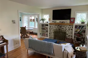 25 Willow Ave, Huntington, NY 11743 - Photo 2