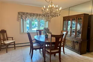 49 Avis Dr, Holbrook, NY 11741 - Photo 18