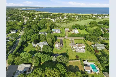 22 S Gillette Avenue, Bayport, NY 11705 - Photo 6