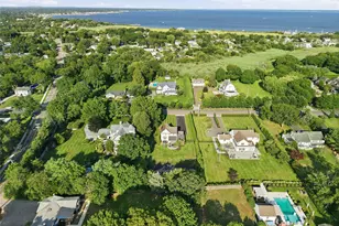 22 S Gillette Ave, Bayport, NY 11705 - Photo 6