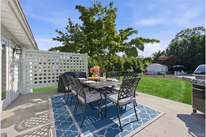 22 S Gillette Avenue, Bayport, NY 11705 - Photo 36