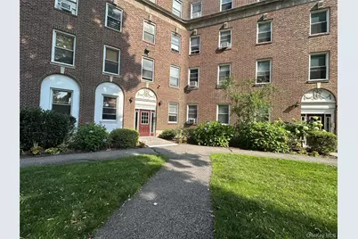 445 Gramatan Avenue #EB1, Fleetwood, NY 10552 - Photo 2