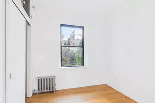 21-37 33rd St, Astoria, NY 11105 - Photo 6