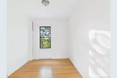 21-37 33rd Street #3D, Astoria, NY 11105 - Photo 4