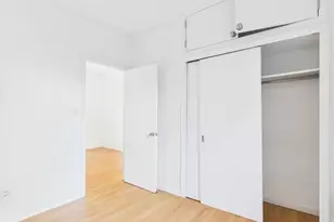 21-37 33rd St, Astoria, NY 11105 - Photo 8