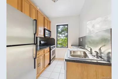 21-37 33rd Street #3D, Astoria, NY 11105 - Photo 10