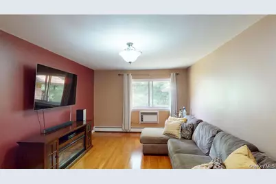 136 Sierra Vista Lane, Valley Cottage, NY 10989 - Photo 4