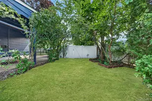 249 Bay Shore Rd, Bay Shore, NY 11706 - Photo 22