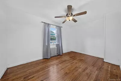 249 Bay Shore Road, Bay Shore, NY 11706 - Photo 10