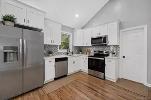 67 Ohio Ave, Medford, NY 11763 - Photo 2