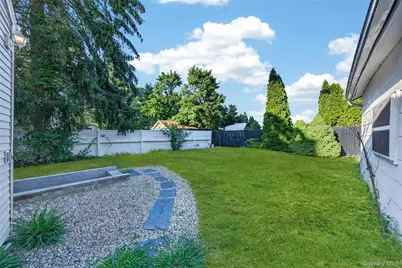 67 Ohio Avenue, Medford, NY 11763 - Photo 30