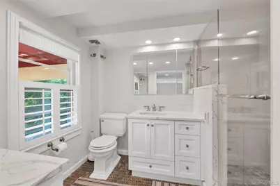 15 Jackson Street, Port Washington, NY 11050 - Photo 16