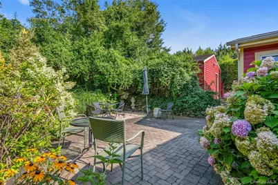 15 Jackson Street, Port Washington, NY 11050 - Photo 22