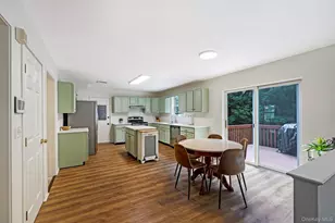 44 Ramblewood Dr, Newburgh, NY 12550 - Photo 6