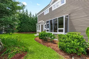 44 Alex Dr, White Plains, NY 10605 - Photo 26