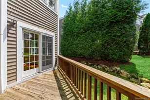 44 Alex Dr, White Plains, NY 10605 - Photo 24