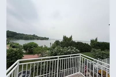 314 Soundview Lane, College Point, NY 11356 - Photo 8