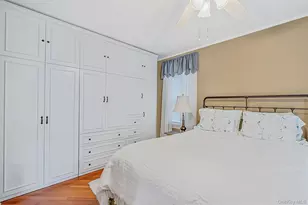 34 Drake St, Malverne, NY 11565 - Photo 14
