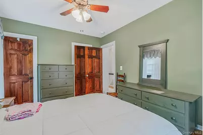 34 Drake Street, Malverne, NY 11565 - Photo 12