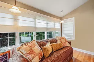 34 Drake St, Malverne, NY 11565 - Photo 10