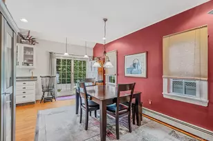34 Drake St, Malverne, NY 11565 - Photo 4
