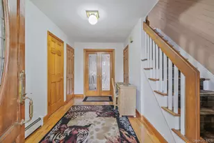 26 Heritage Pl S, Nesconset, NY 11767 - Photo 4