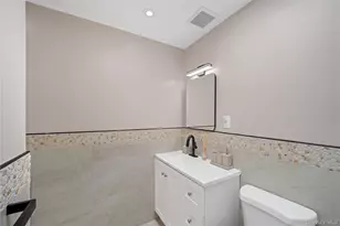 180 Davis Ave, Bronx, NY 10465 - Photo 14