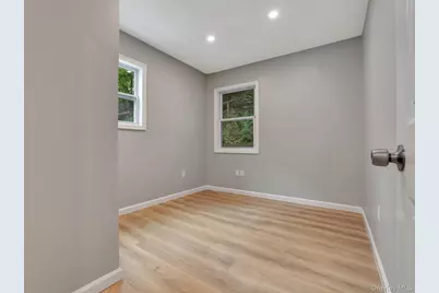 1945 New Hackensack Road, Poughkeepsie, NY 12603 - Photo 12