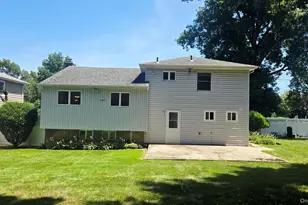 27 Humphrey Dr, Syosset, NY 11791 - Photo 22