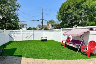 2327 Penatiquit Ave, Seaford, NY 11783 - Photo 22