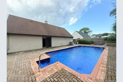 109 Stuyvesant Drive, Port Jefferson Station, NY 11776 - Photo 22