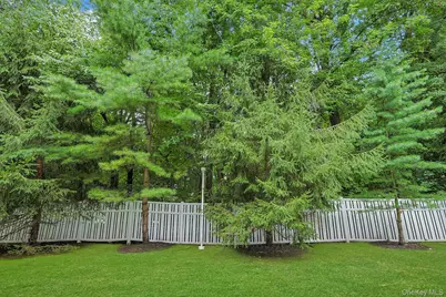 60 Alexander Court, Nanuet, NY 10954 - Photo 32