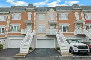 60 Alexander Ct, Nanuet, NY 10954 - Photo 2