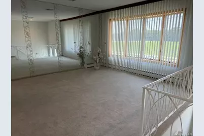 276 N Lewis Avenue, Lindenhurst, NY 11757 - Photo 14